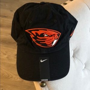 Oregon State Hat, Never worn, tags still on!